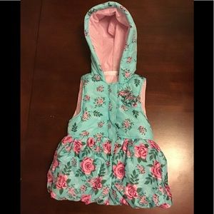 Little girls hoodie vest.
